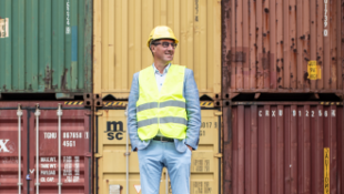 Container gigant - Verhaal - MPET