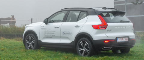 Volvo_XC40_T3