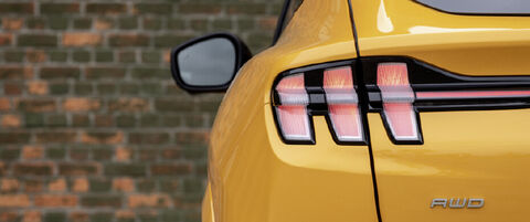 Ford_mustang_mach_e_GT