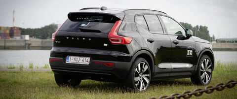 Volvo_XC40