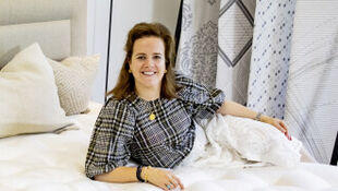 Aurelie Maes - Stercke vrouw - Maes Mattress Ticking