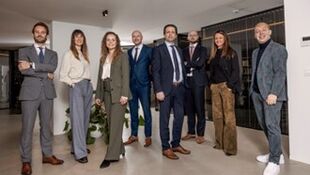 Komst van 4 nieuwe vennoten als statement - Bedrijfsprofiel - Forum Advocaten