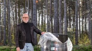 De vloer vegen met oude technieken - Bedrijfsprofiel - JK Vloerverwarming