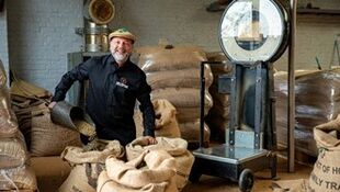 EEN EEUW AAN AMBACHTELIJKE KOFFIE - Bedrijfsprofiel - Koffie Verheyen