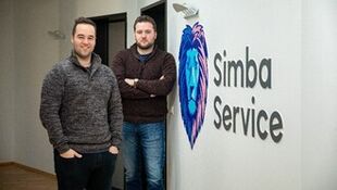 DE KONING VAN FLEXIBEL GRAFISCH ONTWERP - Bedrijfsprofiel - Simba Service