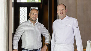 Een deur die opgaat in het interieur - Gemaackt - Groep F&S