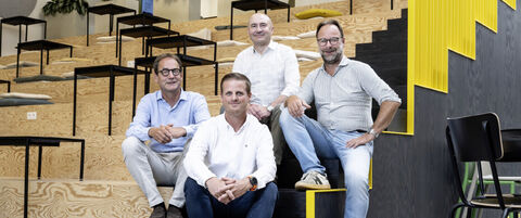 pedro-pattyn-embuild-west-vlaanderen-louis-van-oost-aavo-architects-stijn-dhoore-furnibo-