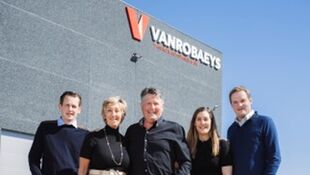 Betrouwbare beplating voor hellende daken - Bedrijfsprofiel - Vanrobaeys Panels