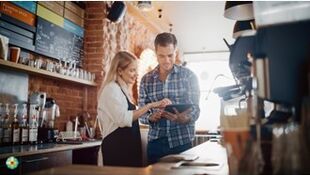 DIGITALISERING: MINDER ADMINISTRATIE, MEER GROEI - Bedrijfsprofiel - Wolters Kluwer