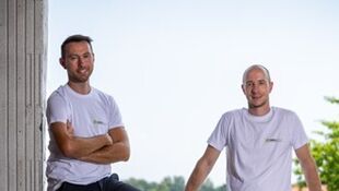 Snel bouwen met energiezuinige bouwblokken - Bedrijfsprofiel - Zerobuild