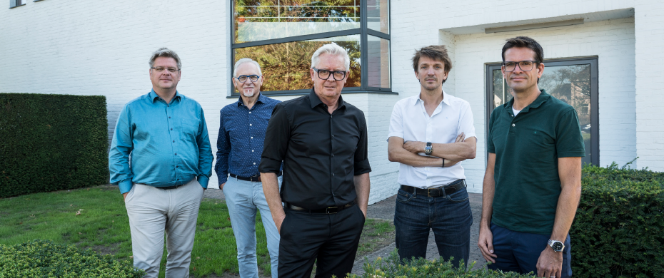 Luc_Vanhout_Michiel_Verhaverbeke_Sven_Grooten_Luk_Segers_Luc_Elsen Luc_Vanhout_Michiel_Verhaverbeke_Sven_Grooten_Luk_Segers_Luc_Elsen