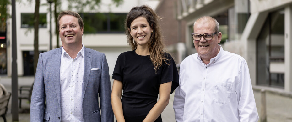 embuild-antwerpen-kim-elst-joris-de-fre-bob-van-poppel embuild-antwerpen-kim-elst-joris-de-fre-bob-van-poppel