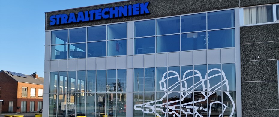 STRAALTECHNIEK INTERNATIONAL MODERNISEERT GEBOUW IN AARTSELAAR