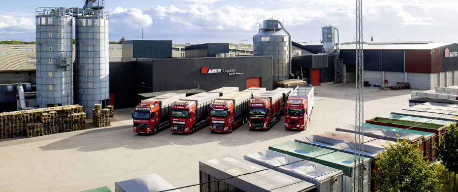 Conforme en moderne site voor producent van houtpellets