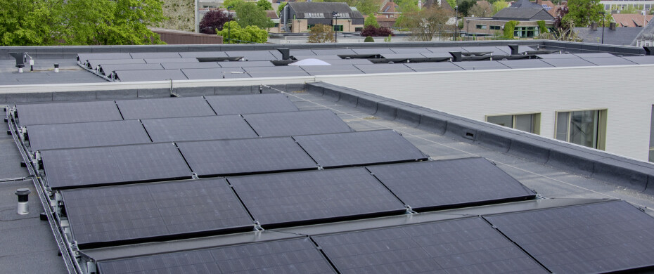Zonnepanelenservice voor tertiaire markt