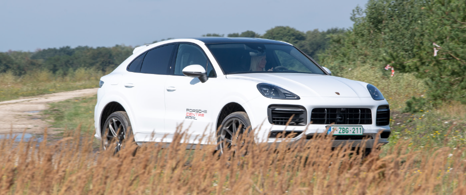 Porsche_Cayenne Porsche_Cayenne