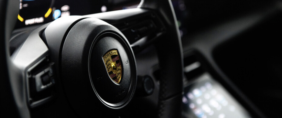 Porsche_Taycan