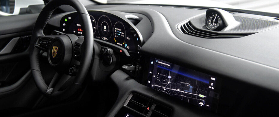 Porsche_Taycan